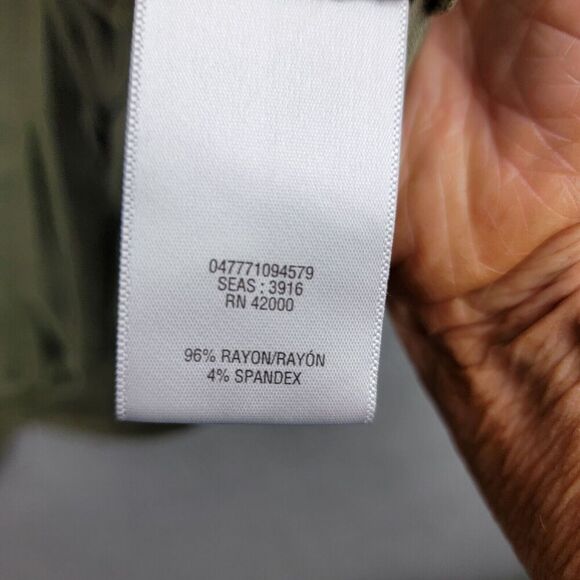 Knit Top Blouse Womens L Green Metallic Studs Scoop Neck  Short Sleeves Light - Picture 7 of 13